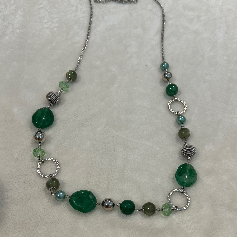 Green Bead and Silver Ring Statement Necklace